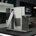 wasserstation-co2-zylinder-sprudelwasser-einbau-seitenansicht.webp