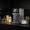 sprudelux-wasserspender-tee-kaffee-sprudelwasser-babynahrung-anwendung.webp